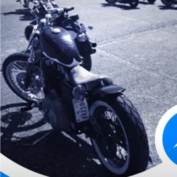 Meet your Posher, Carlos - Picture 3 of 3